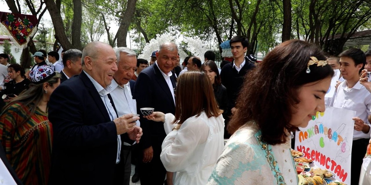 “Qadriyat, urf-odat, an’ana va yoshlar!” nomli talabalar Navro‘z sayli.